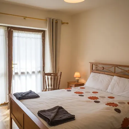 17 Canons Lane بيت للعطل