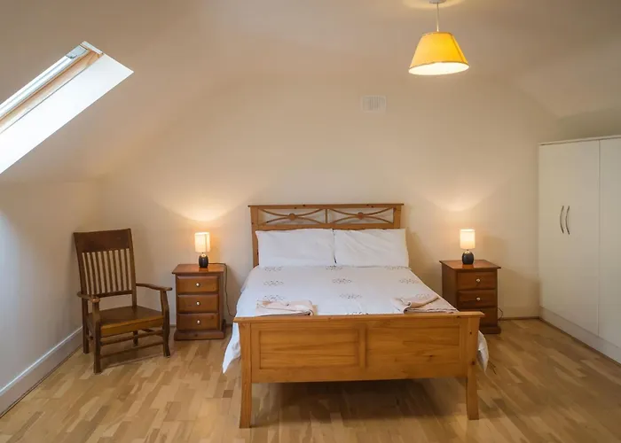 17 Canons Lane * 克利夫登